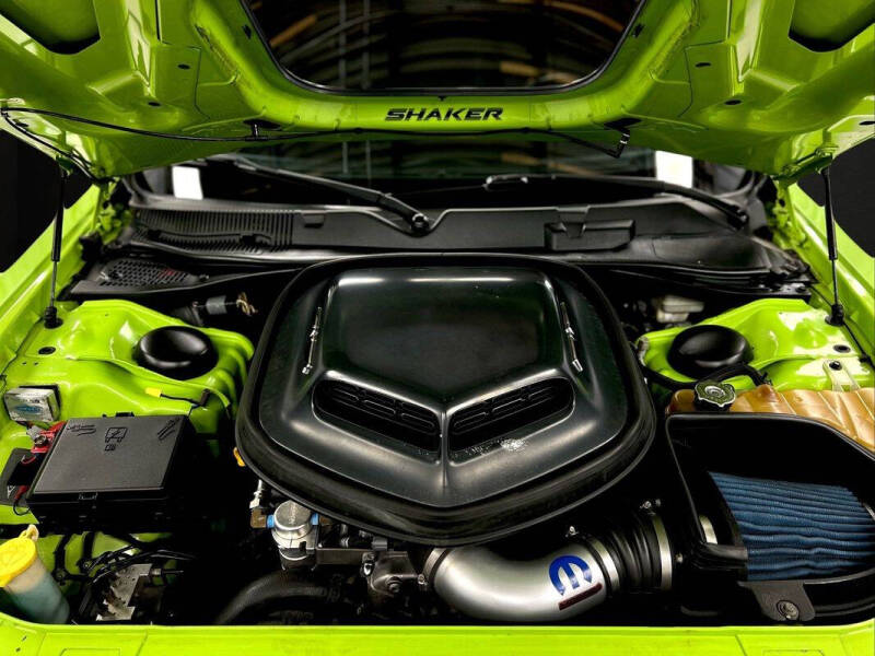 2015 Dodge Challenger R/T Plus Shaker