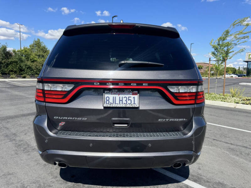 2018 Dodge Durango Citadel Anodized Platinum