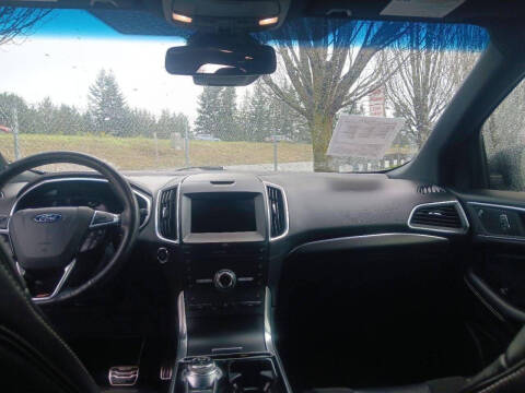2019 Ford Edge ST