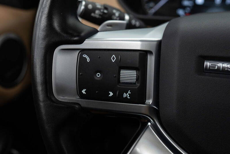 2023 Land Rover Discovery P300 S R-Dynamic