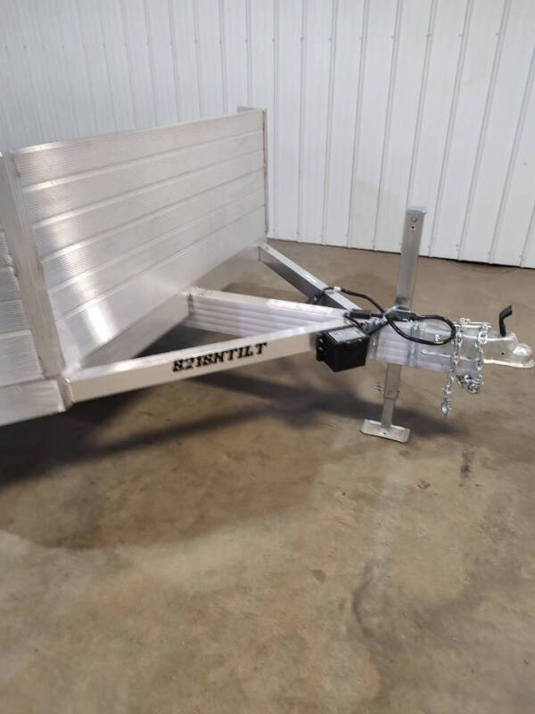 2026 Aluma 8218H TILT