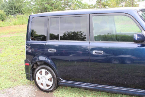 2005 Scion xB