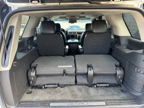 2011 GMC Yukon Denali