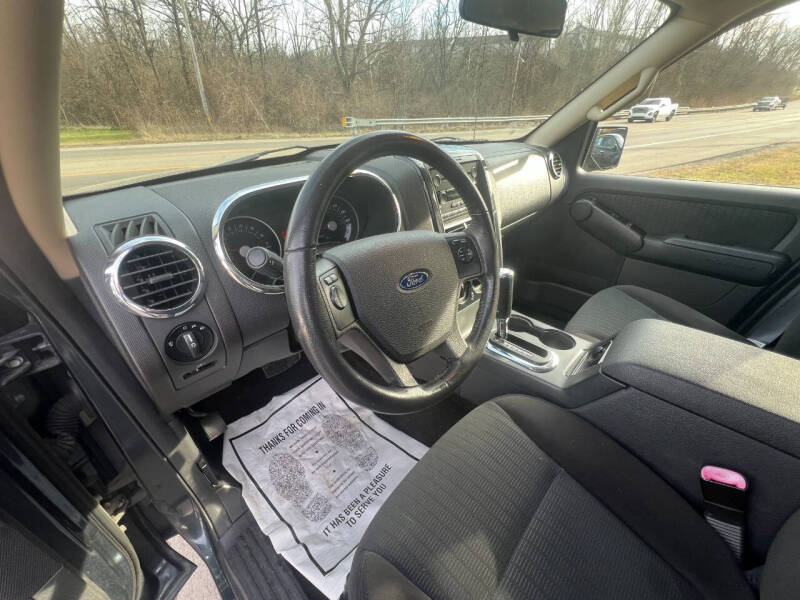 2010 Ford Explorer XLT