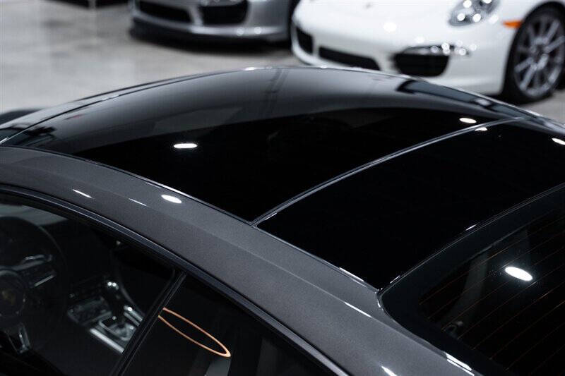 2017 Porsche 911 Turbo