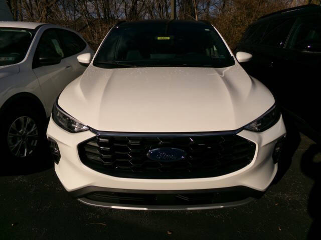 2026 Ford Escape Hybrid ST-Line Select