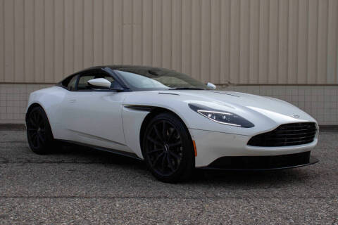 2019 Aston Martin DB11 AMR