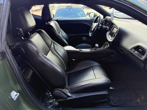 2018 Dodge Challenger SXT