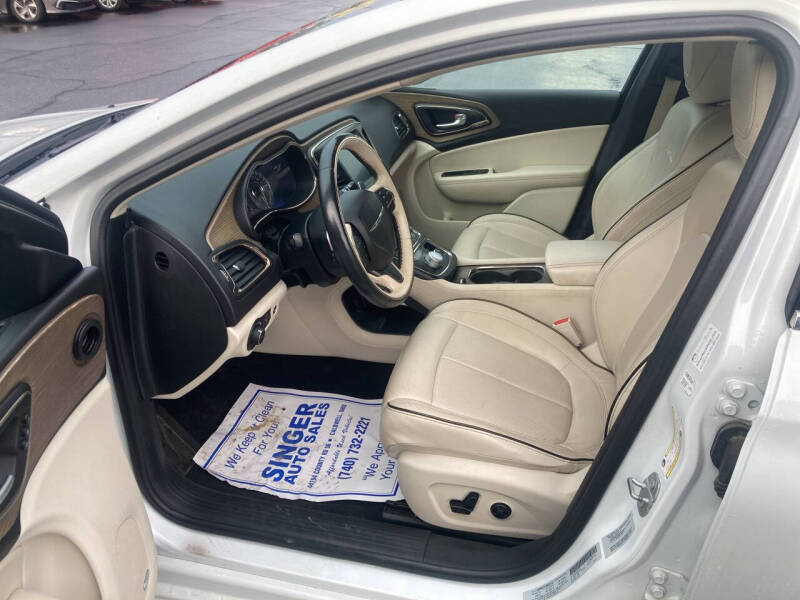 2015 Chrysler 200 C