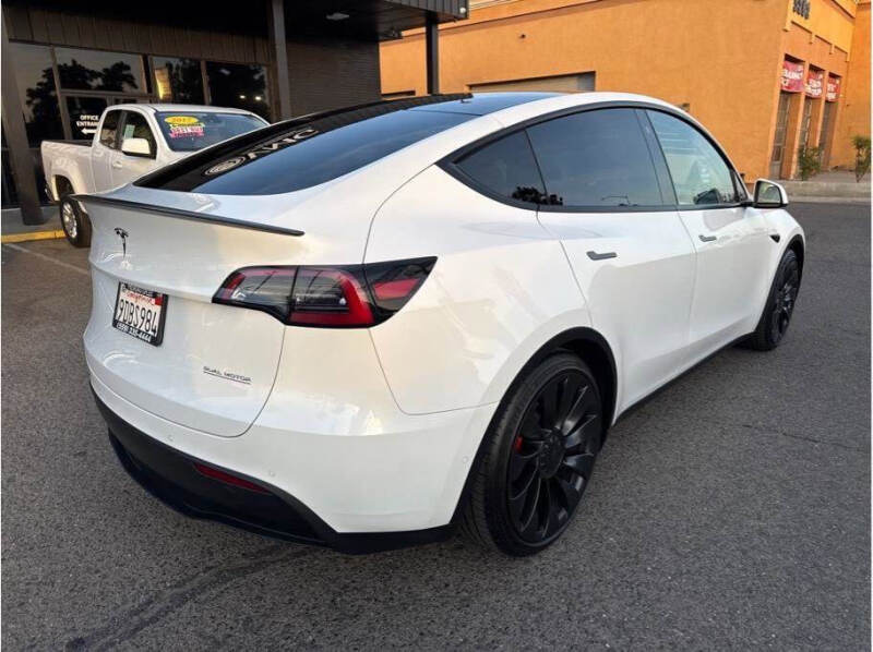 2022 Tesla Model Y Performance