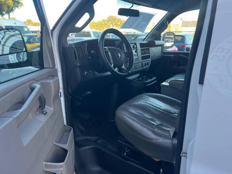 2016 Chevrolet Express 3500