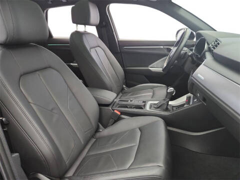 2023 Audi Q3 quattro S line Prem Plus 45 TFSI