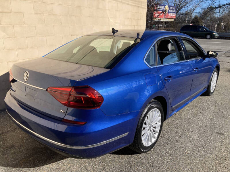 2017 Volkswagen Passat 1.8T SE