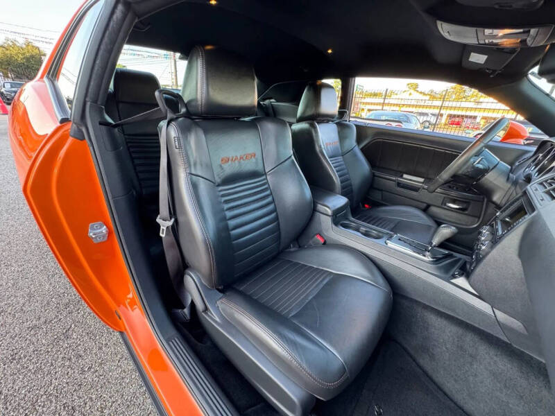 2014 Dodge Challenger R/T Shaker Package