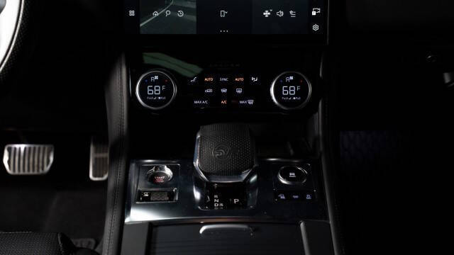 2021 Jaguar F-PACE SVR