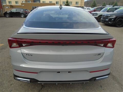 2022 Kia K5