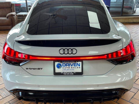 2023 Audi e-tron GT quattro Premium Plus