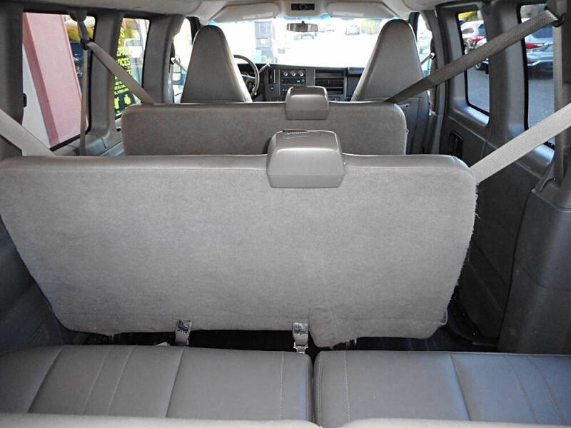 2017 Chevrolet Express LS 2500