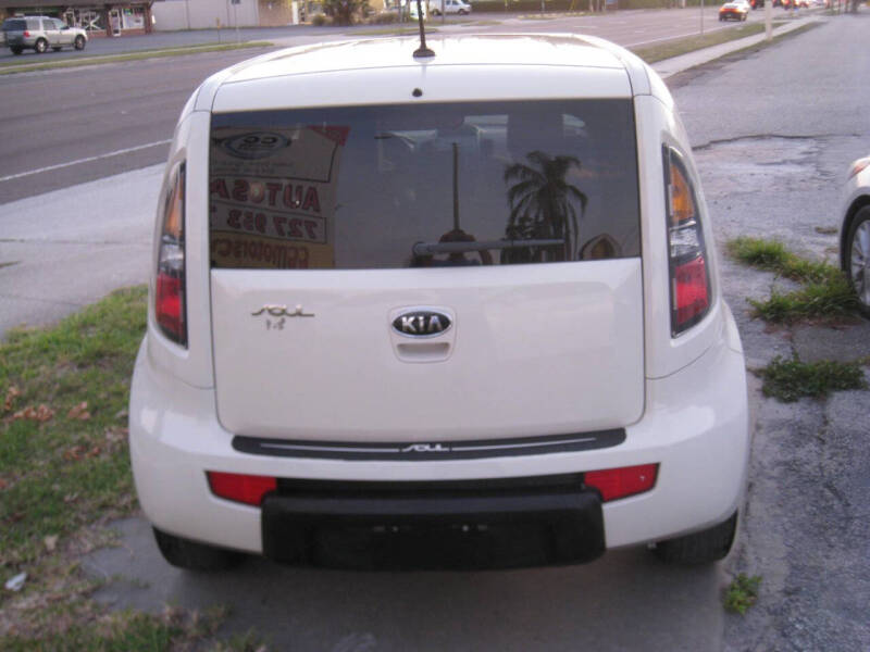 2010 Kia Soul +