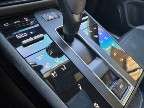 2023 Porsche Macan S