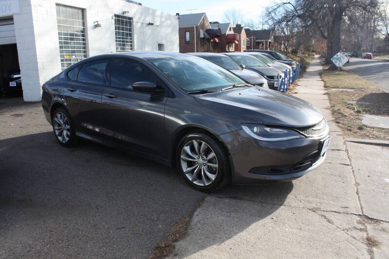 2015 Chrysler 200 S