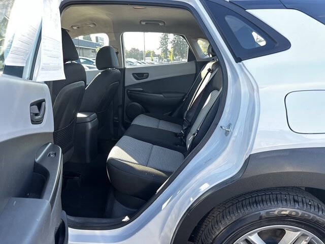 2021 Hyundai Kona SE