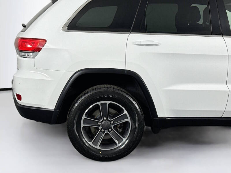 2018 Jeep Grand Cherokee Laredo E