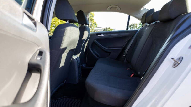 2016 Volkswagen Jetta