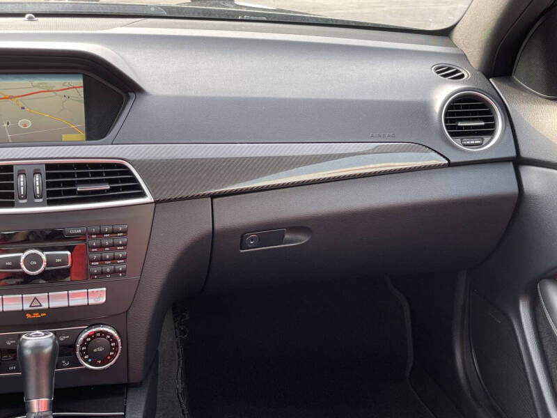 2012 Mercedes-Benz C-Class C 63 AMG