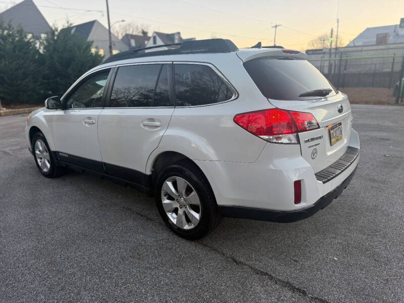 2011 Subaru Outback 2.5i Limited