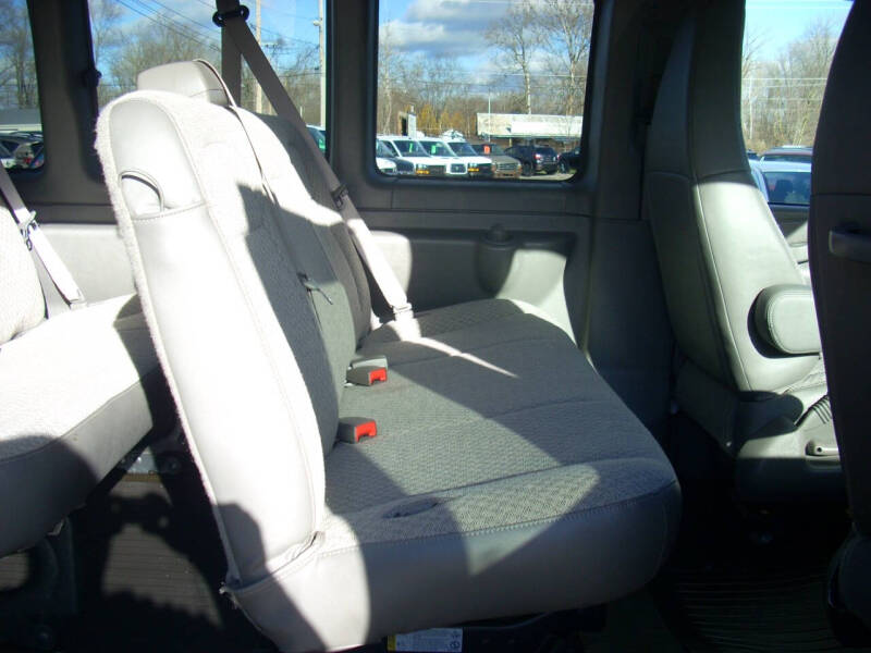 2024 Chevrolet Express LT 3500