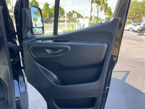 2025 Mercedes-Benz Sprinter 2500