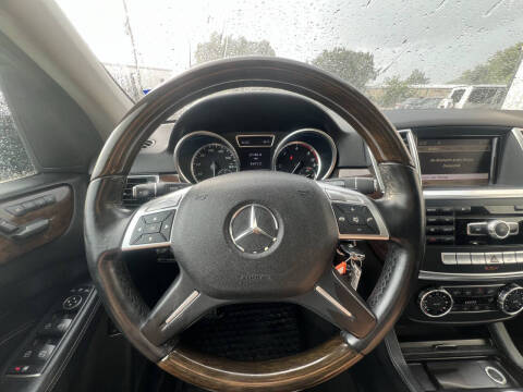 2012 Mercedes-Benz M-Class ML 350 BlueTEC