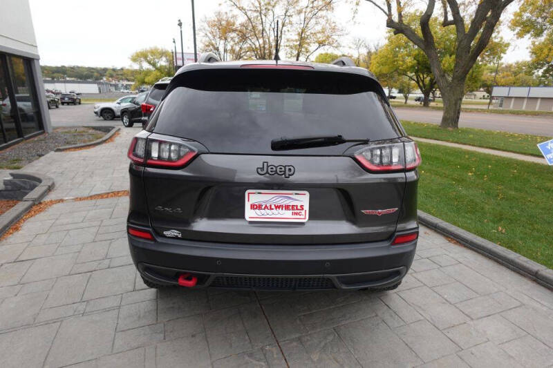 2019 Jeep Cherokee Trailhawk