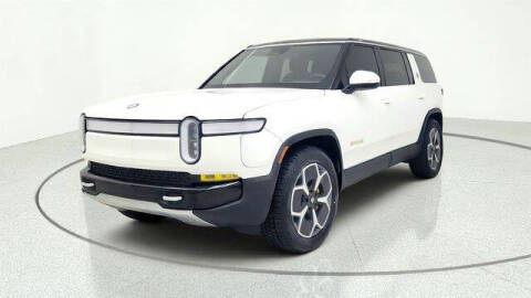 2024 Rivian R1S Adventure