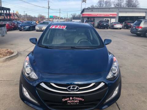 2014 Hyundai Elantra GT for sale at TOWN & COUNTRY MOTORS in Des Moines IA