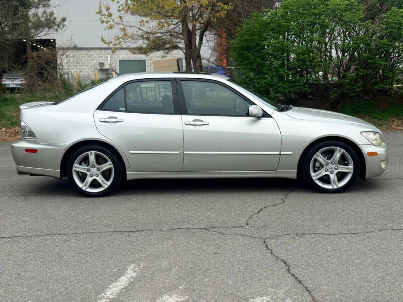 2002 Lexus IS 300