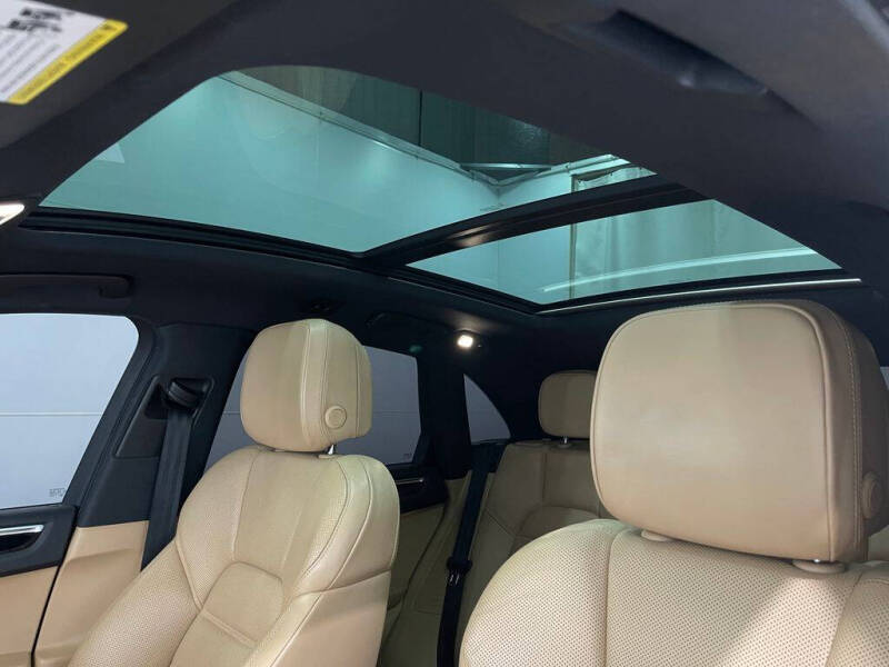 2017 Porsche Macan S