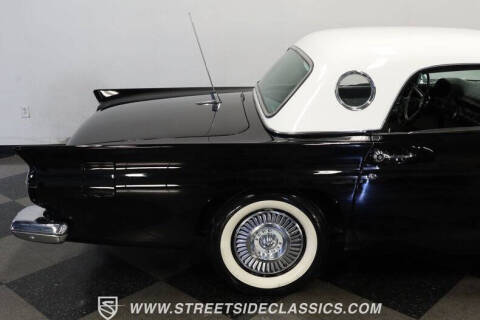 1957 Ford Thunderbird