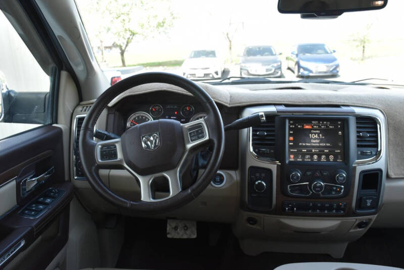 2016 RAM 2500 Laramie