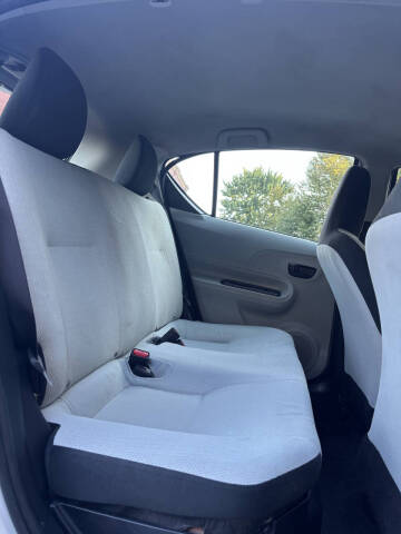 2013 Toyota Prius c One