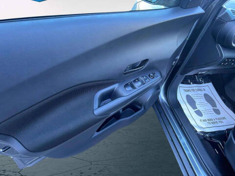 2023 Nissan Kicks S