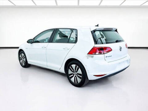 2016 Volkswagen e-Golf SE