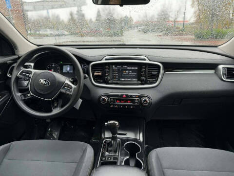 2019 Kia Sorento LX V6