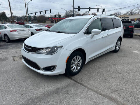 2018 Chrysler Pacifica Touring L