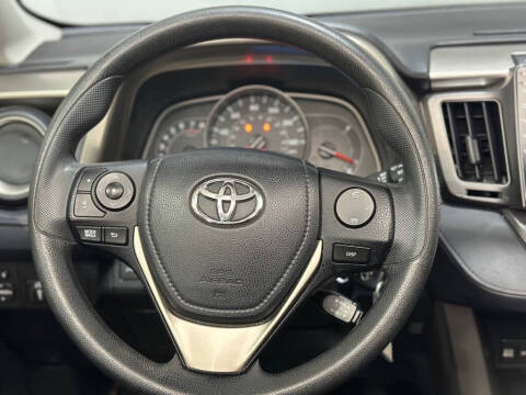 2014 Toyota RAV4 LE
