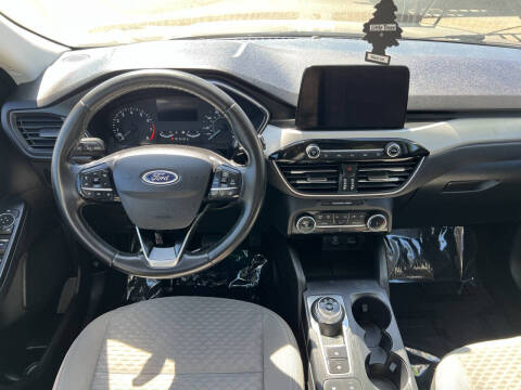 2022 Ford Escape SE