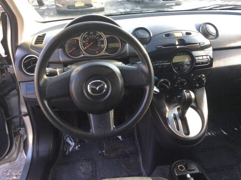 2013 Mazda MAZDA2 Sport