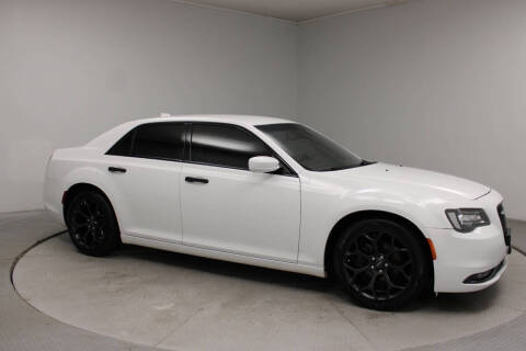 2019 Chrysler 300 S