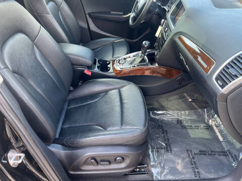 2012 Audi Q5 2.0T quattro Premium Plus